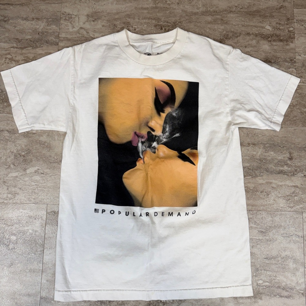 Popular Demand Graphic Tee White Smoking Women Photo Print Shirt Mens Small S
